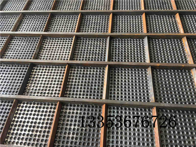 硅鐵渣方形搖擺篩的篩分和清網(wǎng)方式分為哪幾種？2